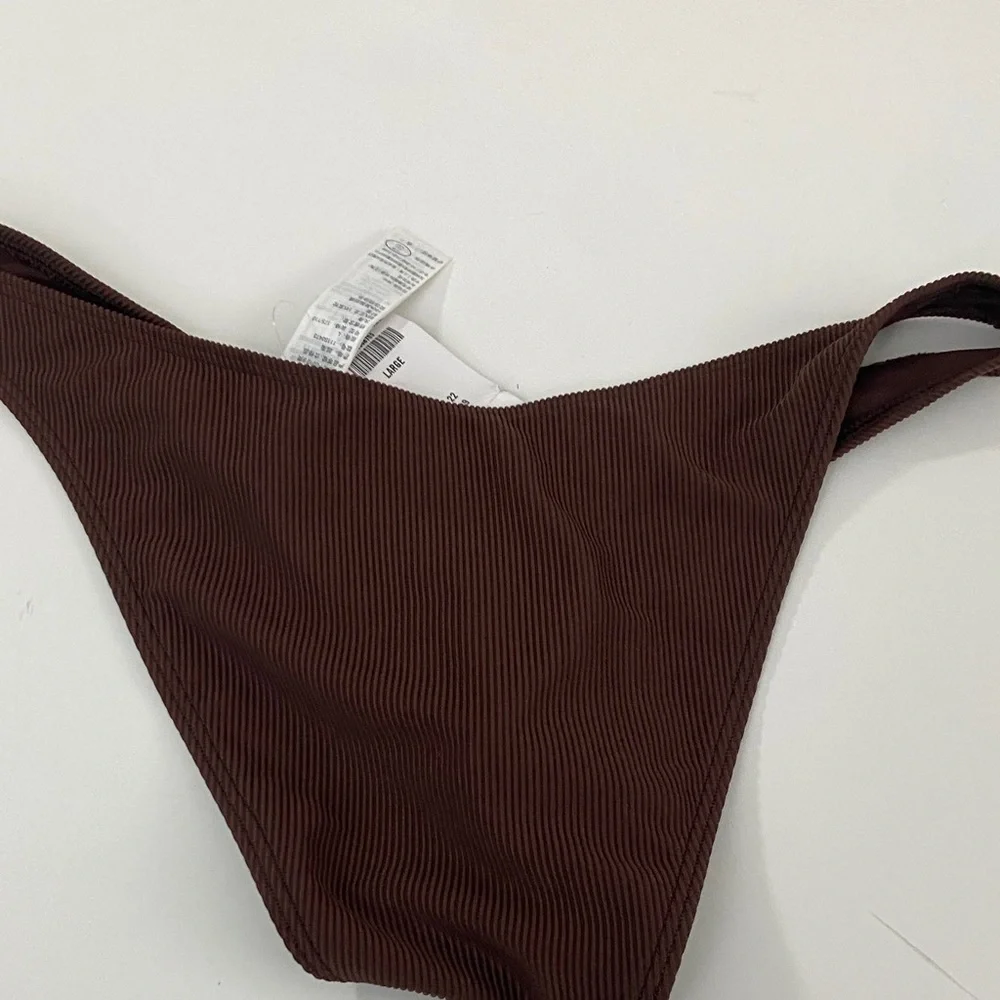 5 for $20 bundle offer Abercrombie & Fitch Chocolate Bikini Bottom - Picture 3 of 3